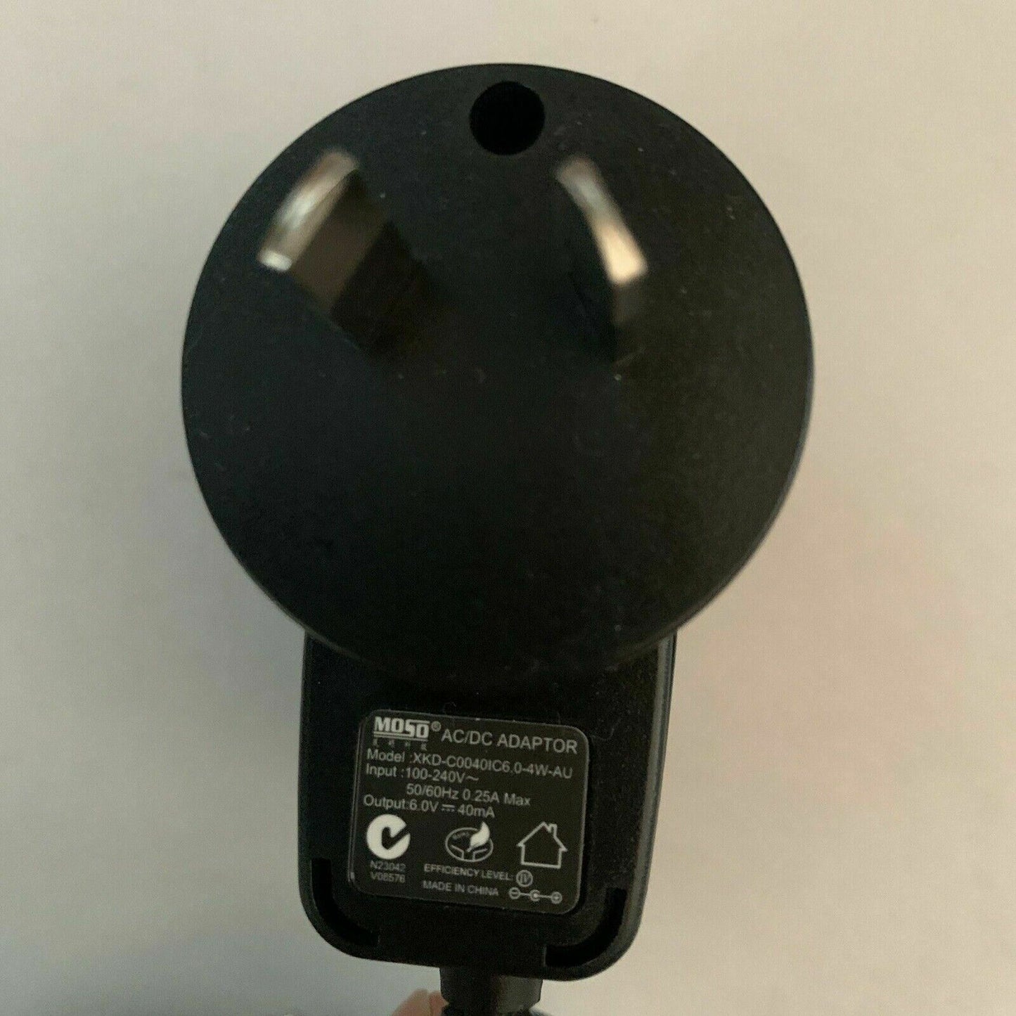 MOSO XKD-C0040IC6.0-4W-AU AC Adaptor 6v 40a