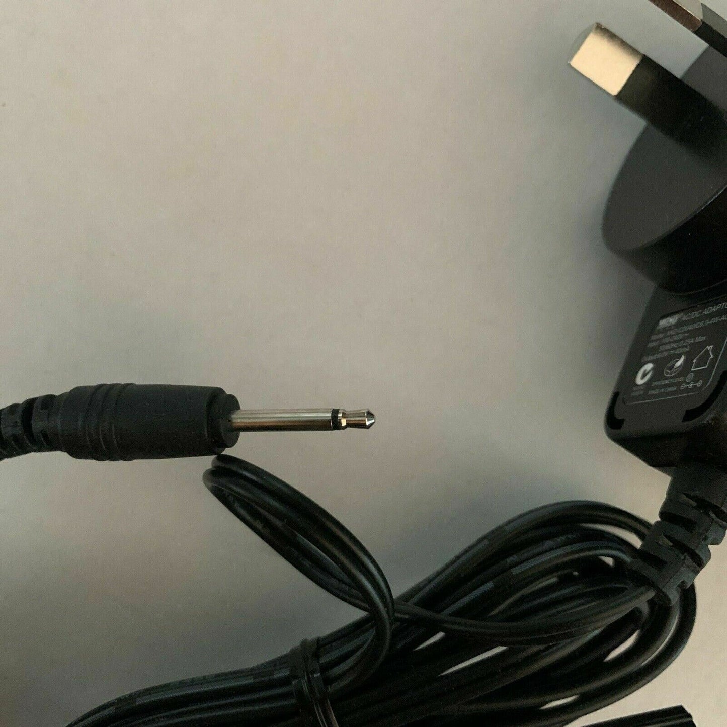 MOSO XKD-C0040IC6.0-4W-AU AC Adaptor 6v 40a