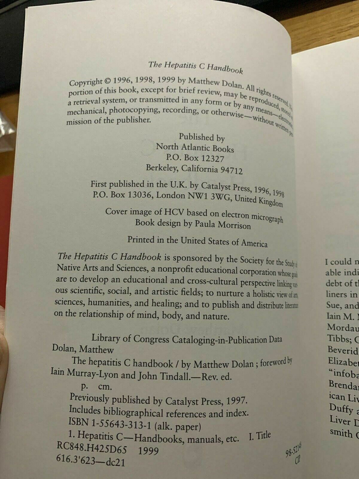 The Hepatitis C Handbook By Matthew James Dolan