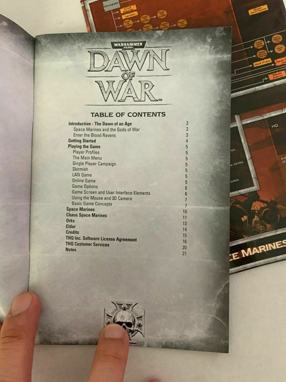 Warhammer 40,000 Dawn Of War - Game Of The Year PC CDROM (2004) With Manual