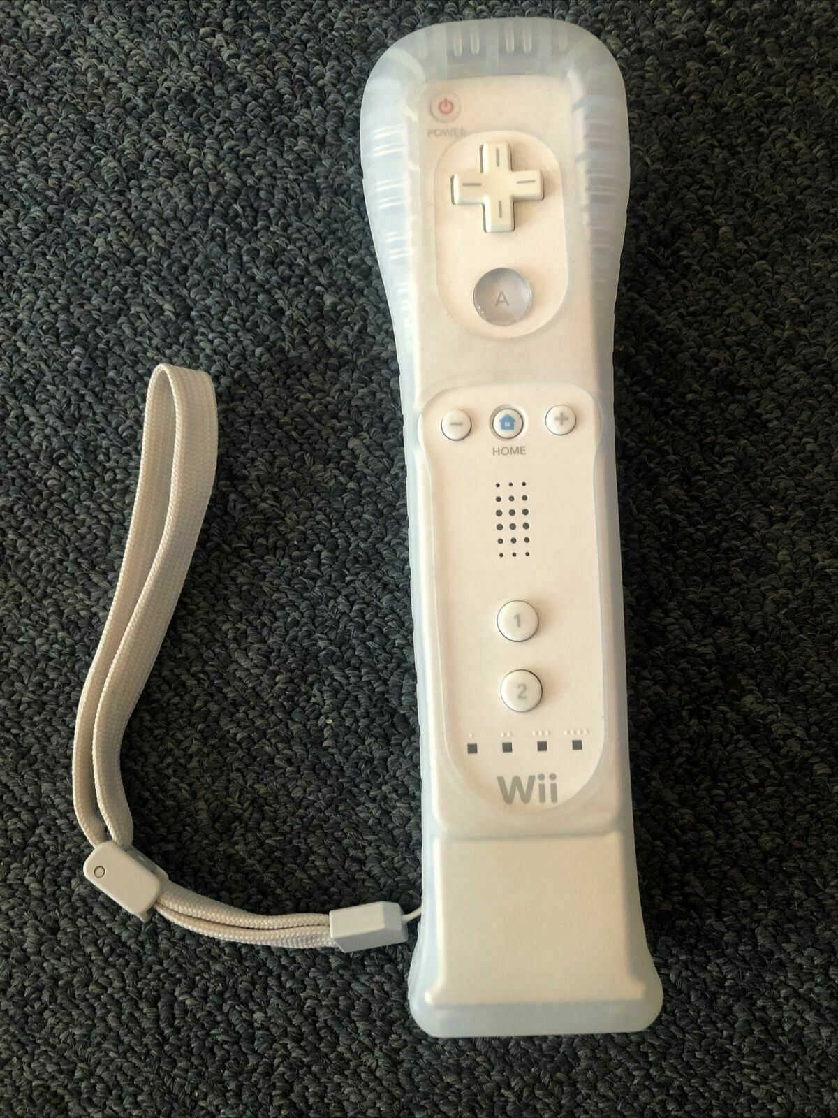 Official Genuine NINTENDO Wii Motion Plus Controller + Nunchuck Combo