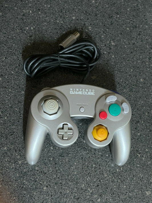 Genuine Official Nintendo GameCube Controller Silver DOL-003. Tested & Working