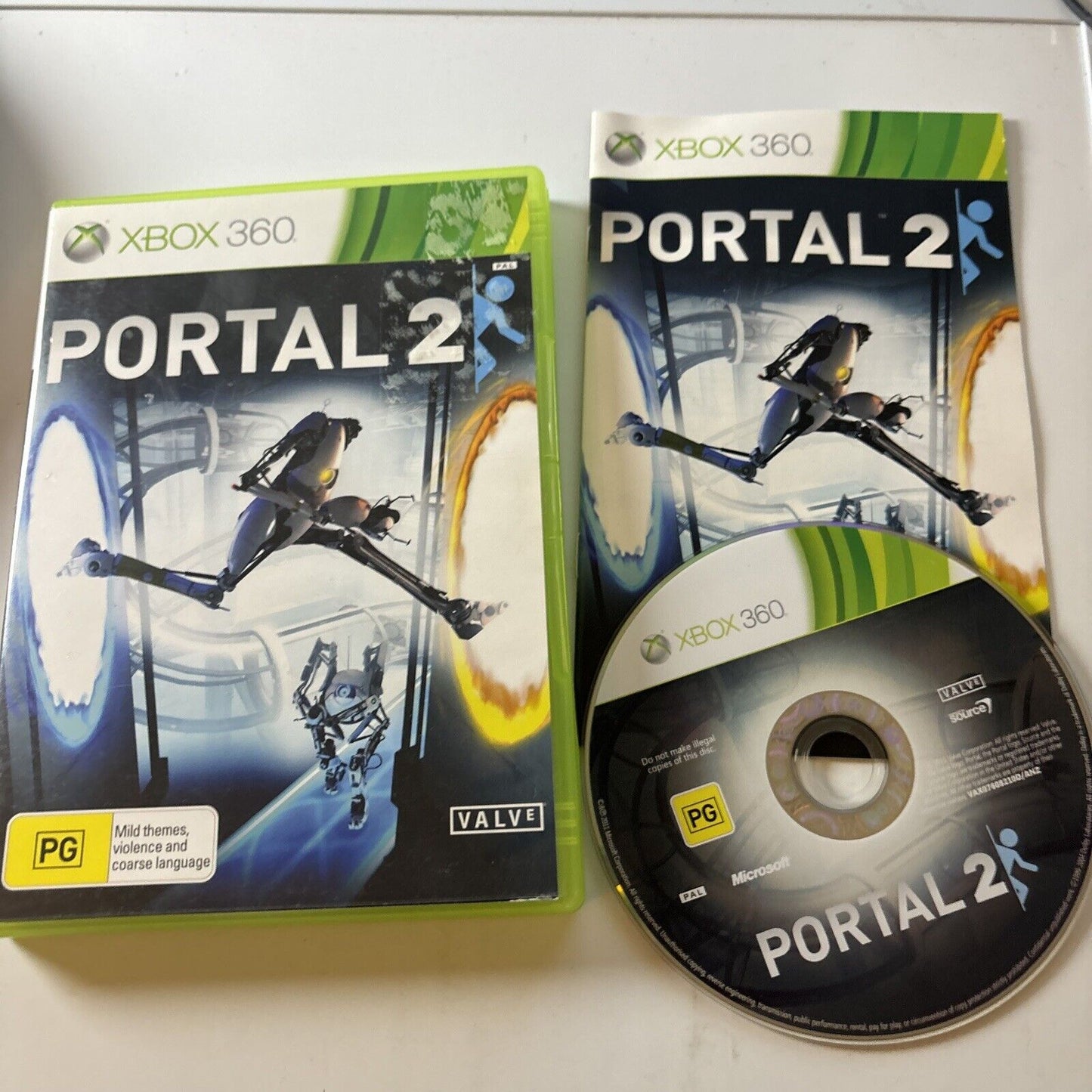 PORTAL 2 Microsoft XBOX 360 Game with Manual PAL