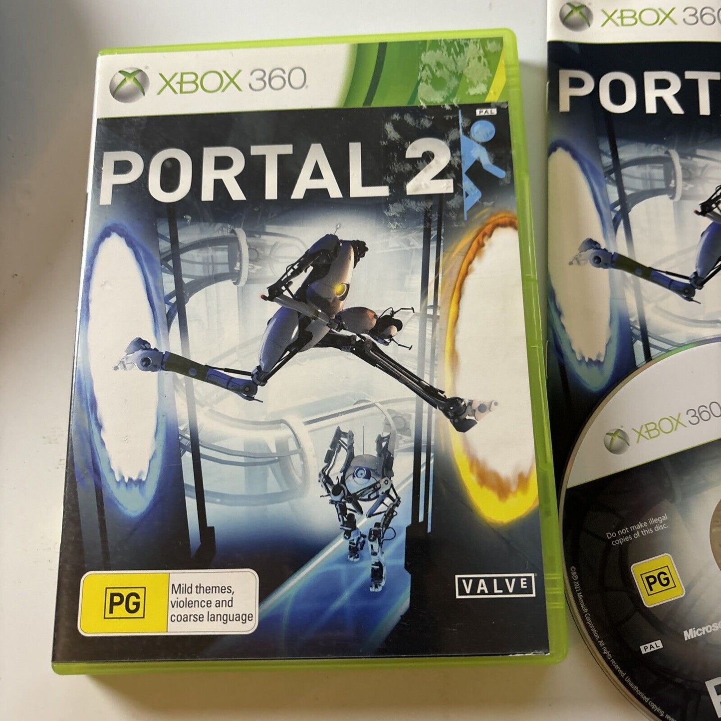 PORTAL 2 Microsoft XBOX 360 Game with Manual PAL