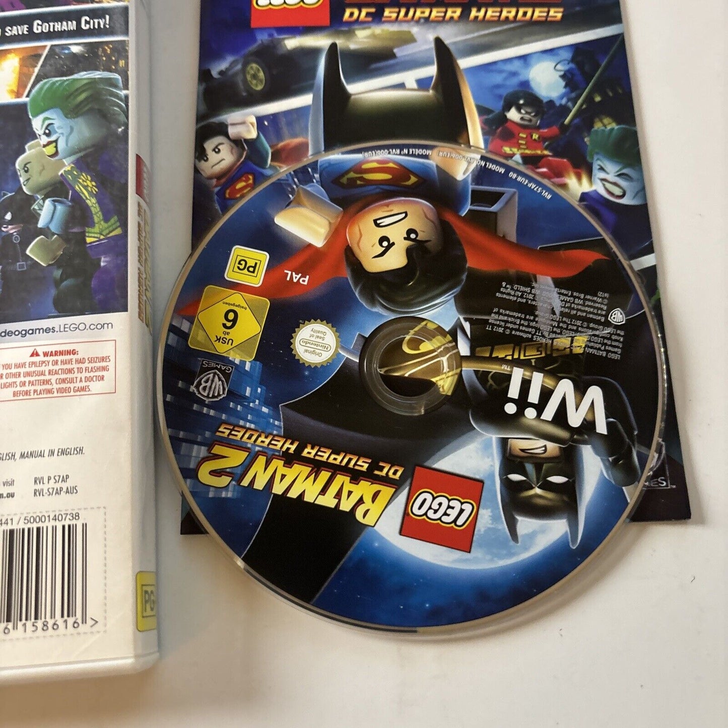 LEGO Batman Super Heroes 2 - Nintendo Wii PAL - Complete with Manual