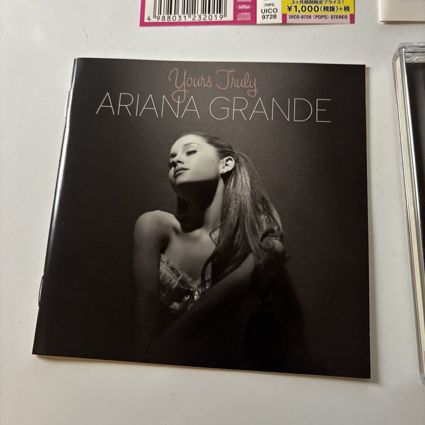 Ariana Grande - Yours Truly (CD, 2017) Japan uico-9728 Republic Records Obi