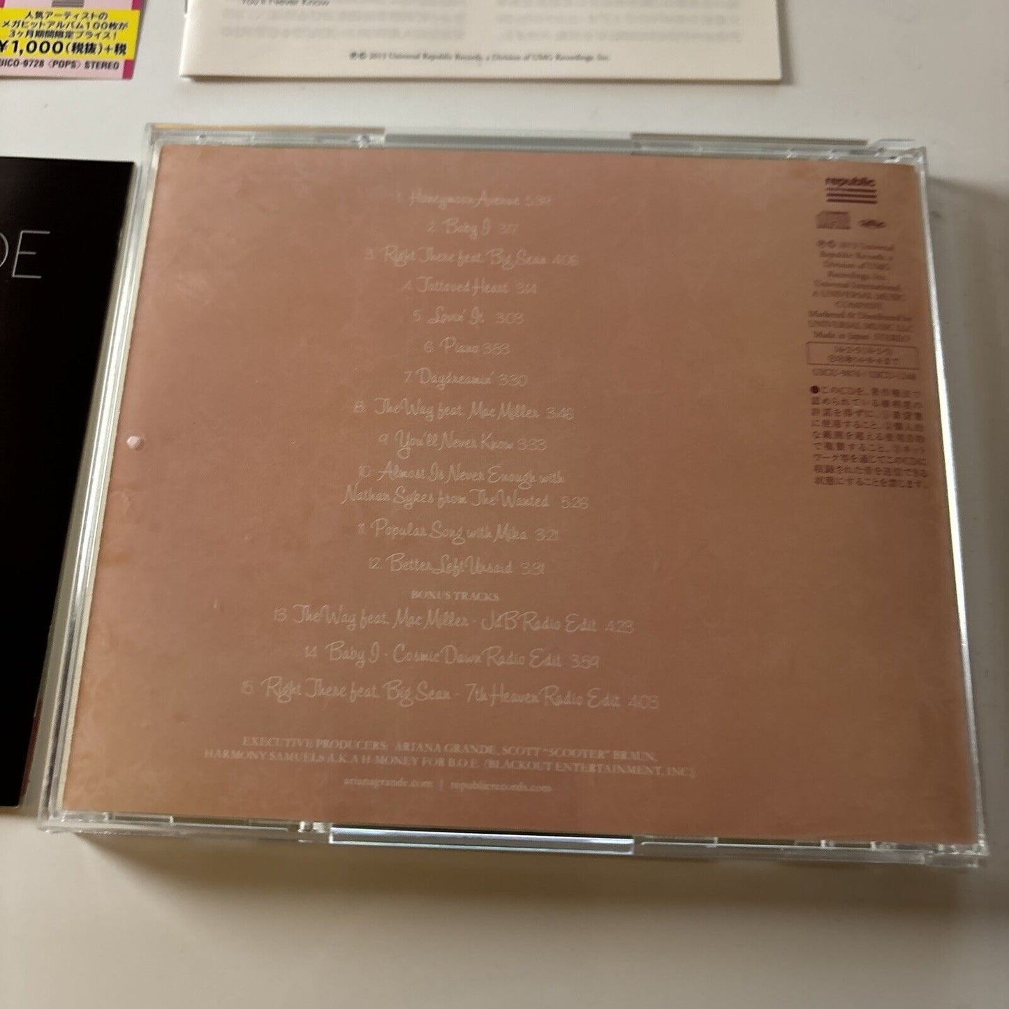 Ariana Grande - Yours Truly (CD, 2017) Japan uico-9728 Republic Records Obi