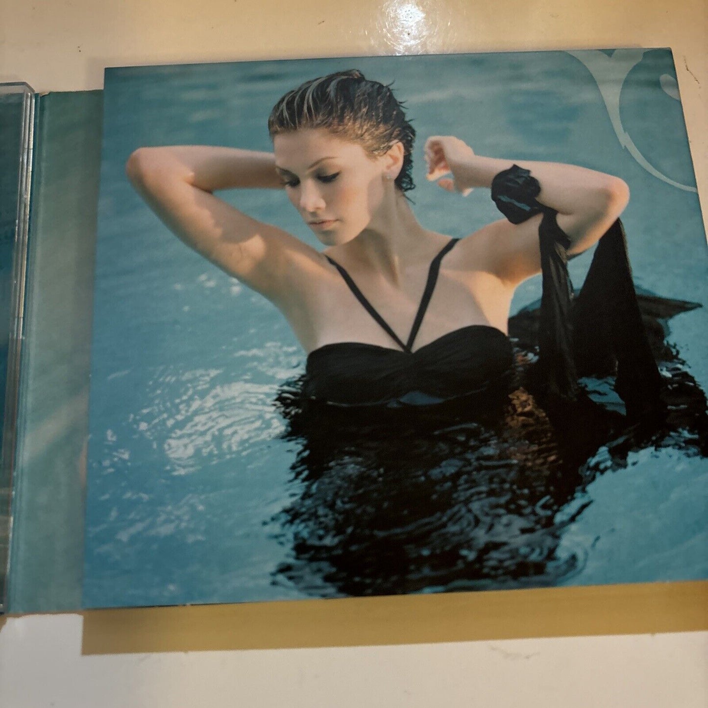 Delta Goodrem - Mistaken Identity (CD + DVD, 2004) 704565