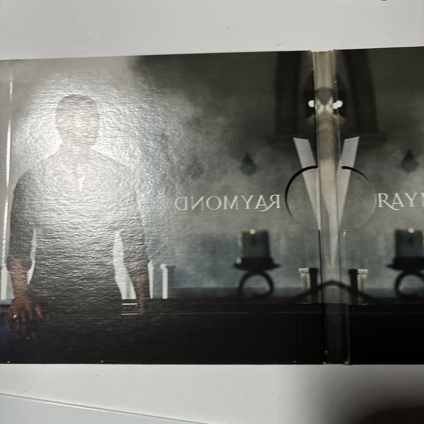 Usher - Raymond V Raymond (CD, 2010) USA Laface Records