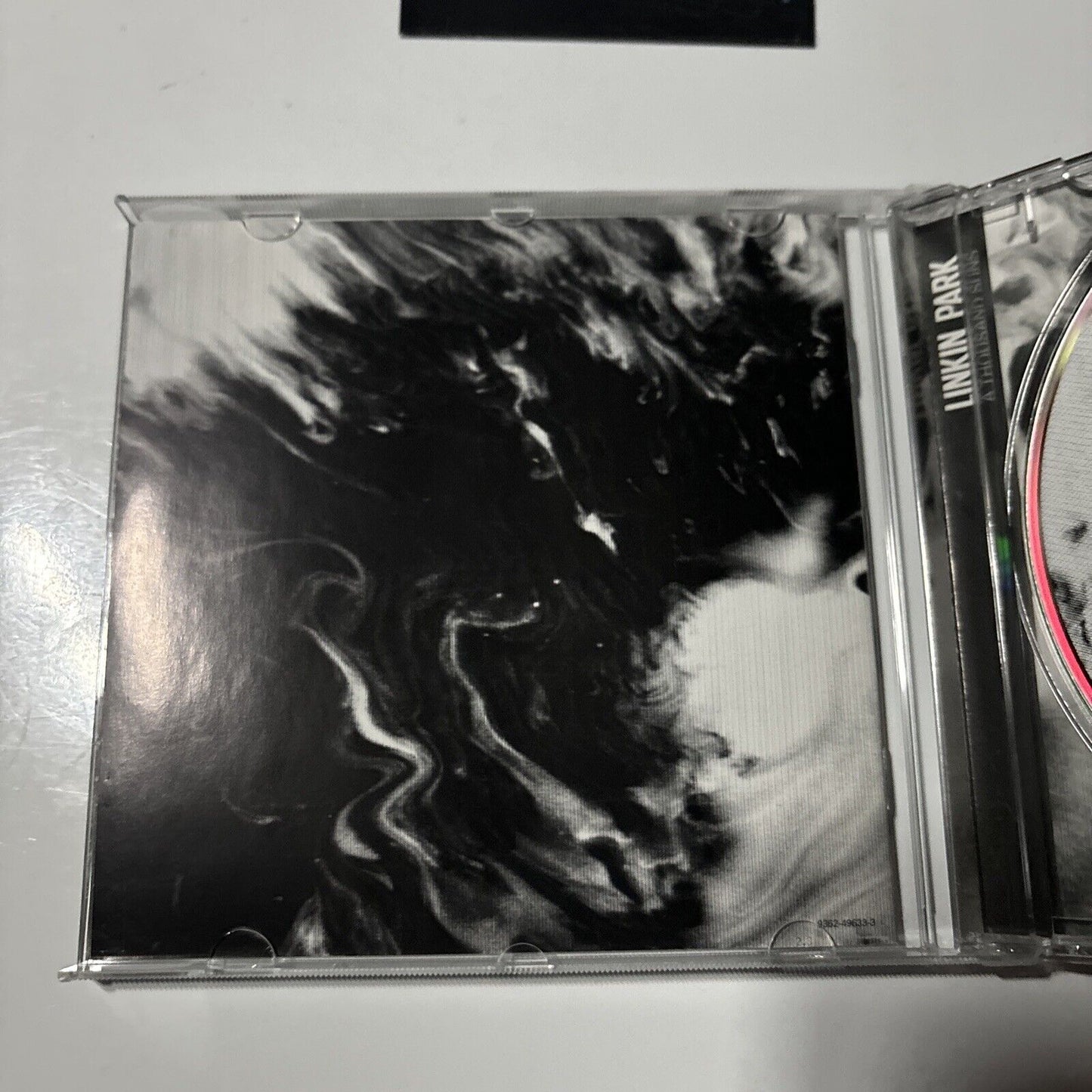 Linkin Park - A Thousand Suns (CD, 2010)  Warner Bros. Records