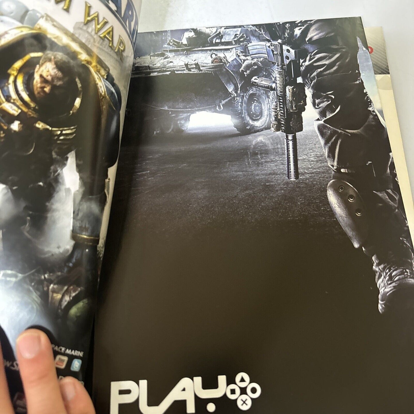 Play PlayStation Magazine UK Issue 208 2011 Batman Arkham City