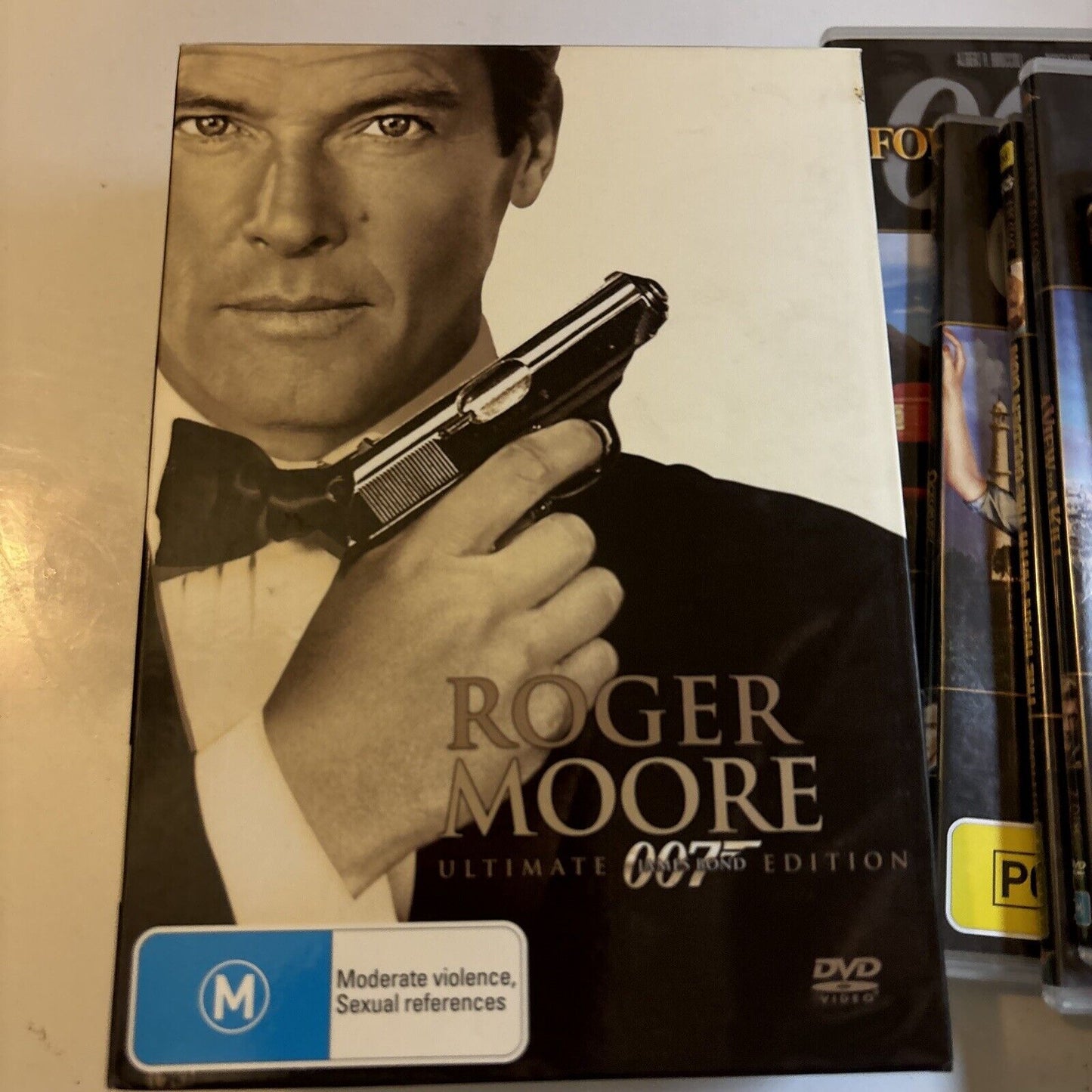 Roger Moore Ultimate 007 Edition - 7 Films (DVD, 1973, 14-Disc) Region 4
