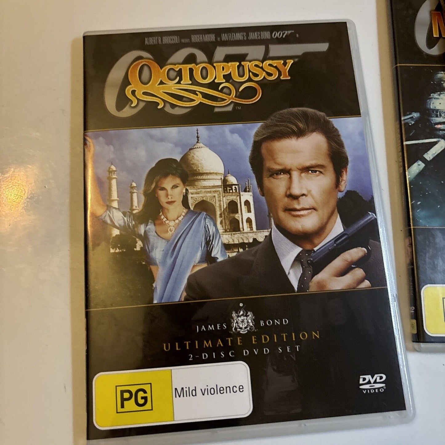 Roger Moore Ultimate 007 Edition - 7 Films (DVD, 1973, 14-Disc) Region 4