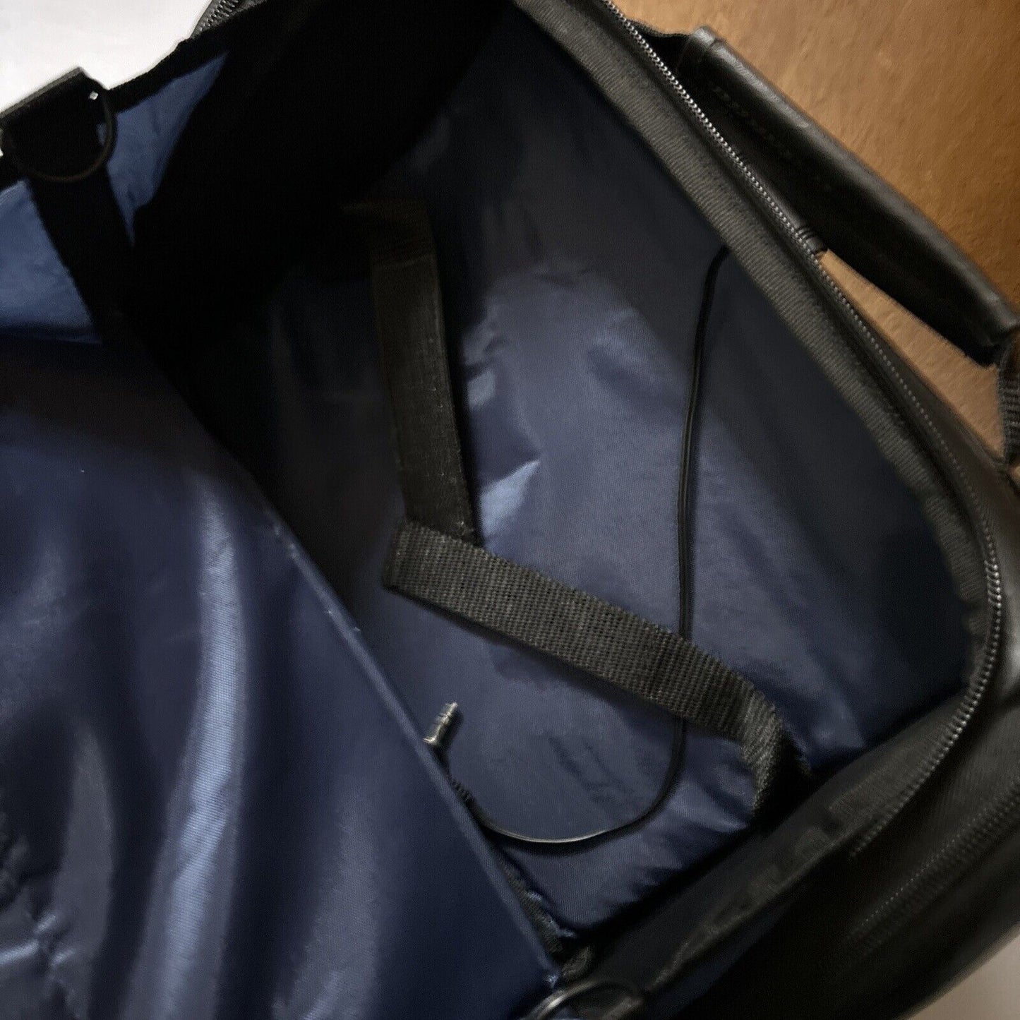 Case Logic Portable Carrier Bag for Portable DVD Player Laptop