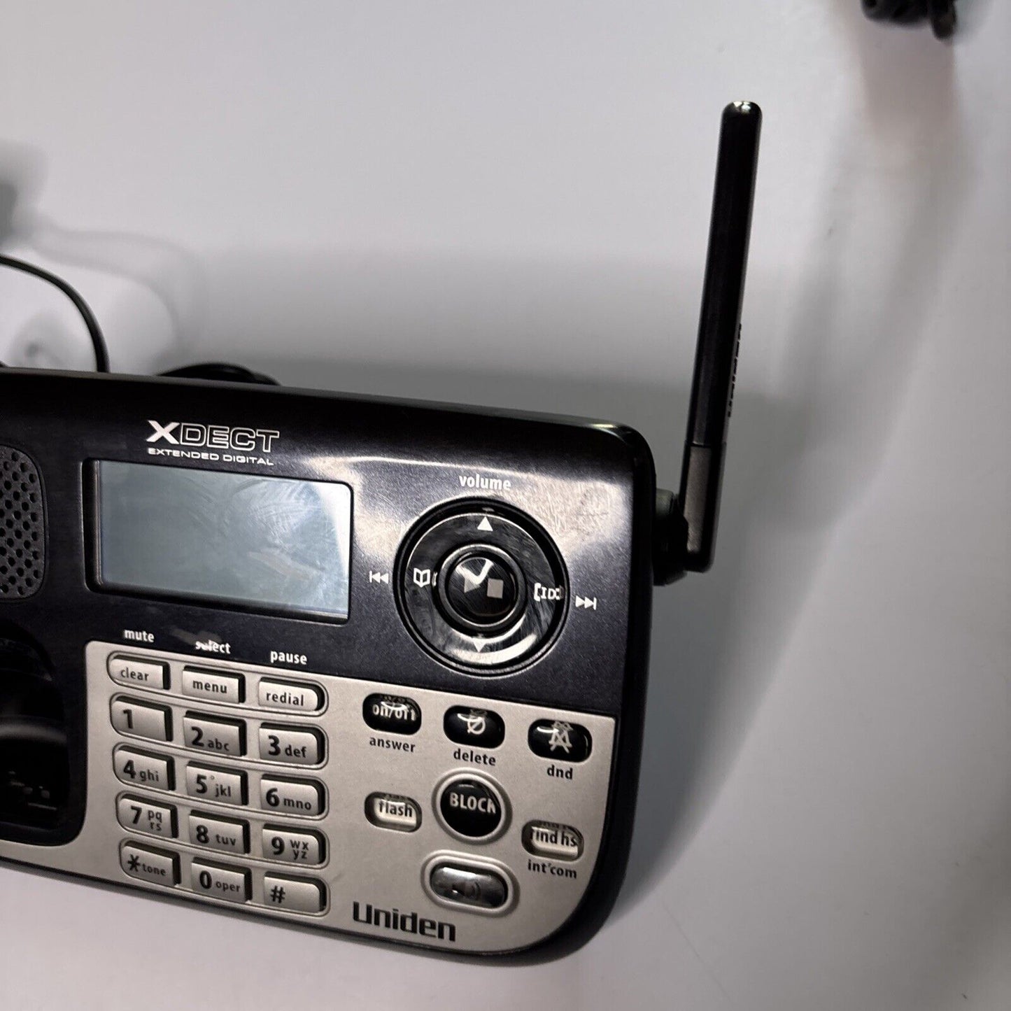 Uniden XDECT7055+1 Digital Answering Machine 1 Handset Landline Cordless Phone