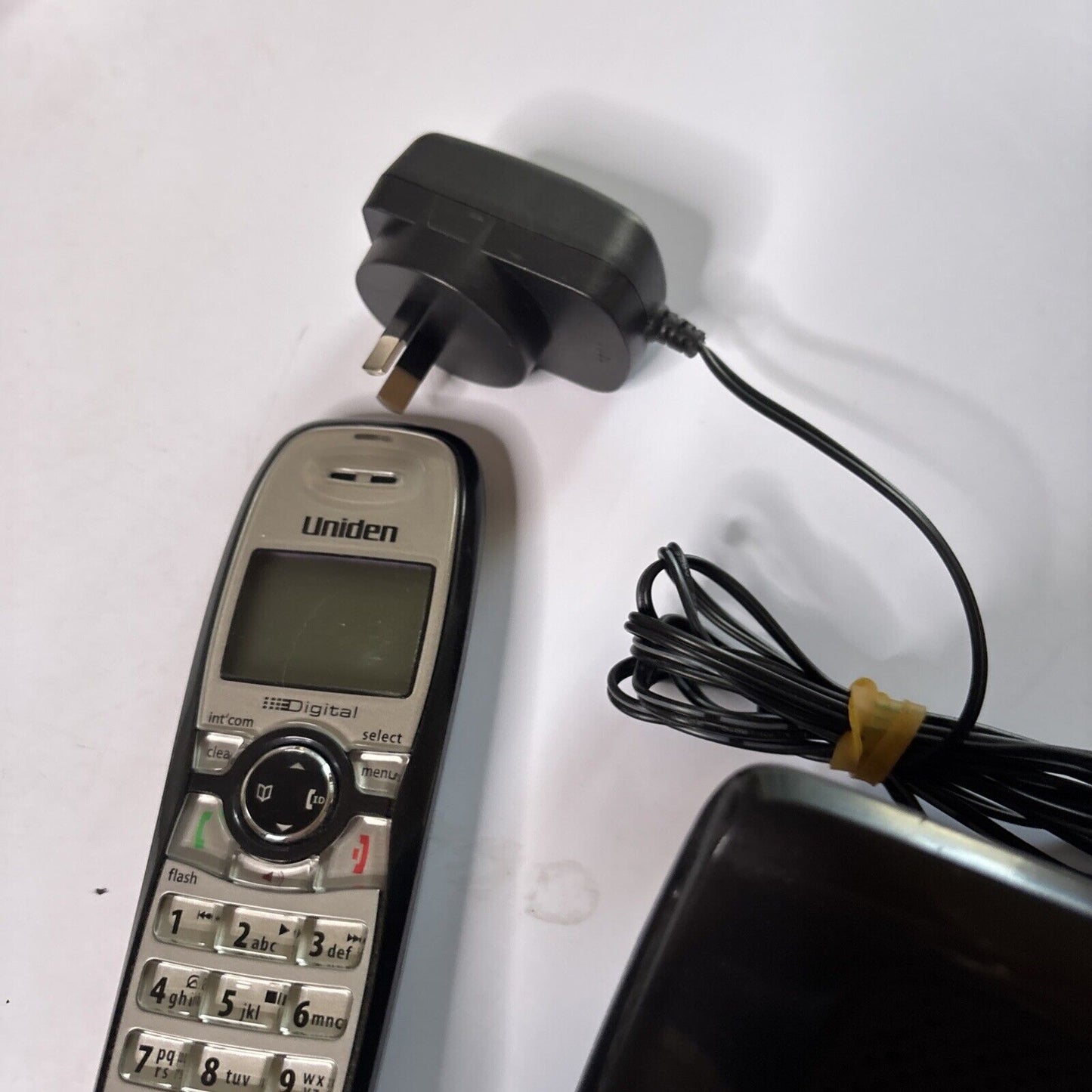 Uniden XDECT7055+1 Digital Answering Machine 1 Handset Landline Cordless Phone