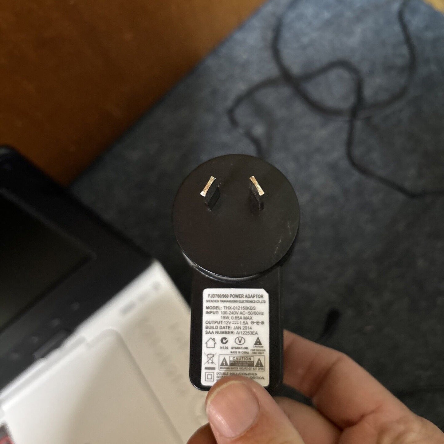 LG 7" Portable DVD Player DP351G Region 4