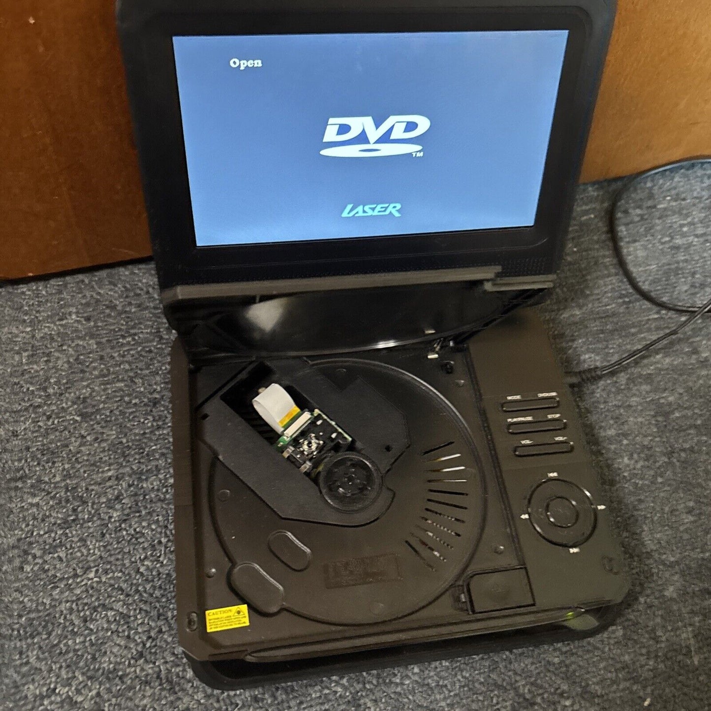Laser 7"  Portable DVD Player DVD-PT-7C Plays All Regions