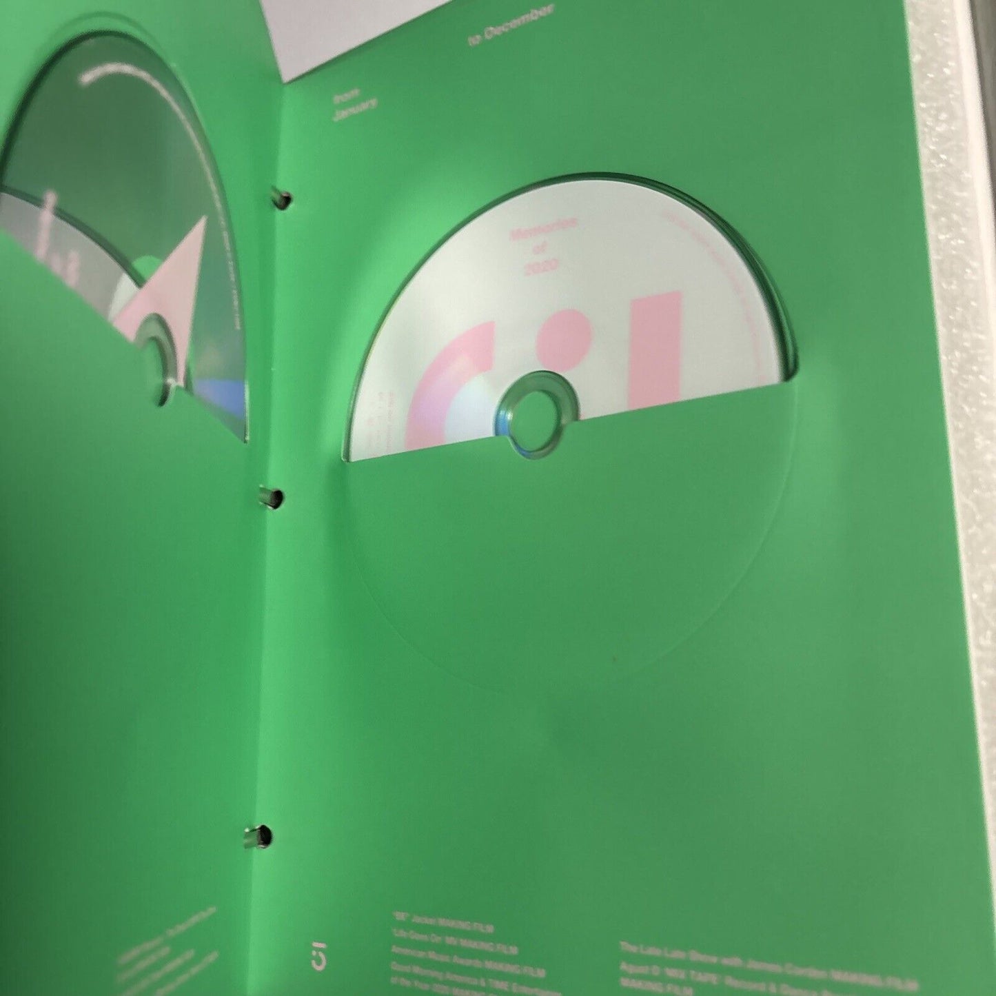 BTS Memories of 2020 DVD 7-Disc Japan Version Region 2, Folder, Photocard