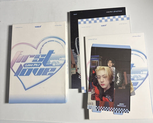 Wei – Love Pt.1 : First Love (CD White Version. 2022) L200002359 Korea PhotoBook