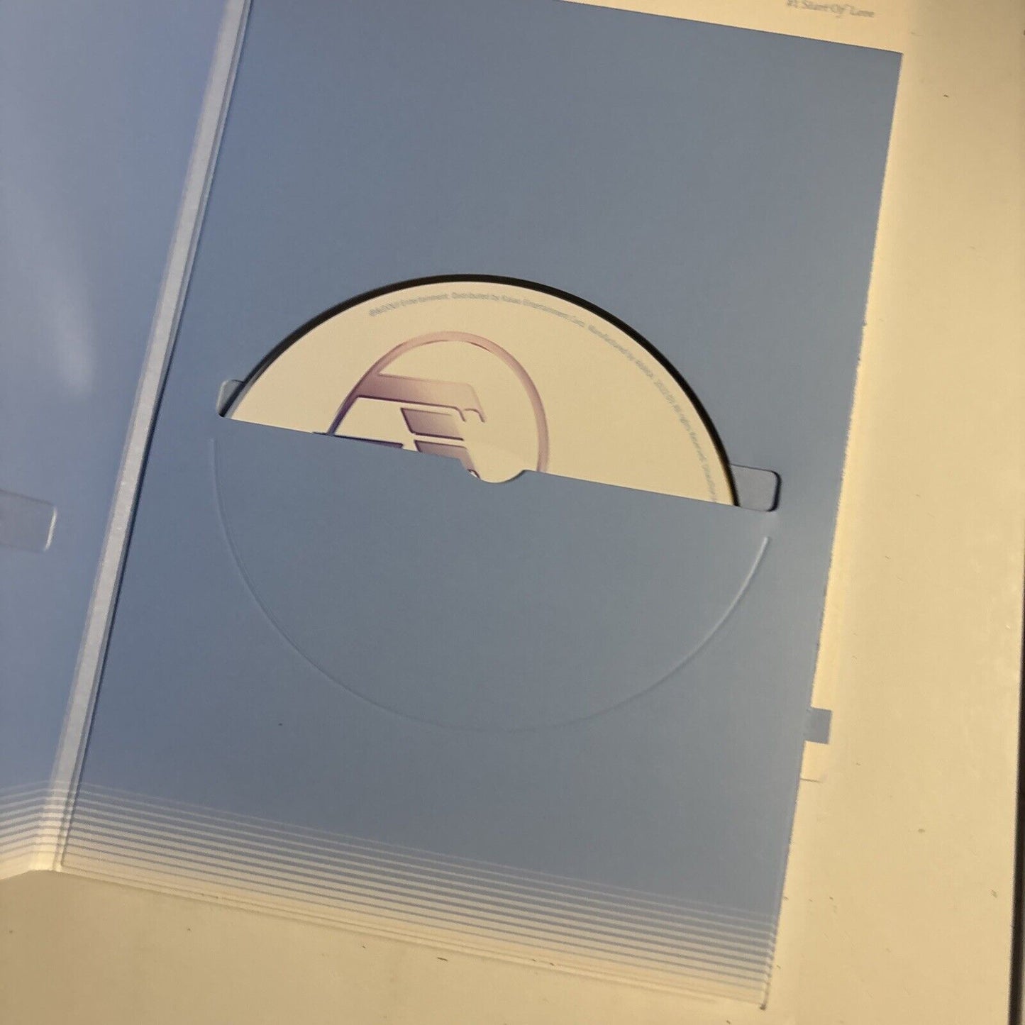 Wei – Love Pt.1 : First Love (CD White Version. 2022) L200002359 Korea PhotoBook