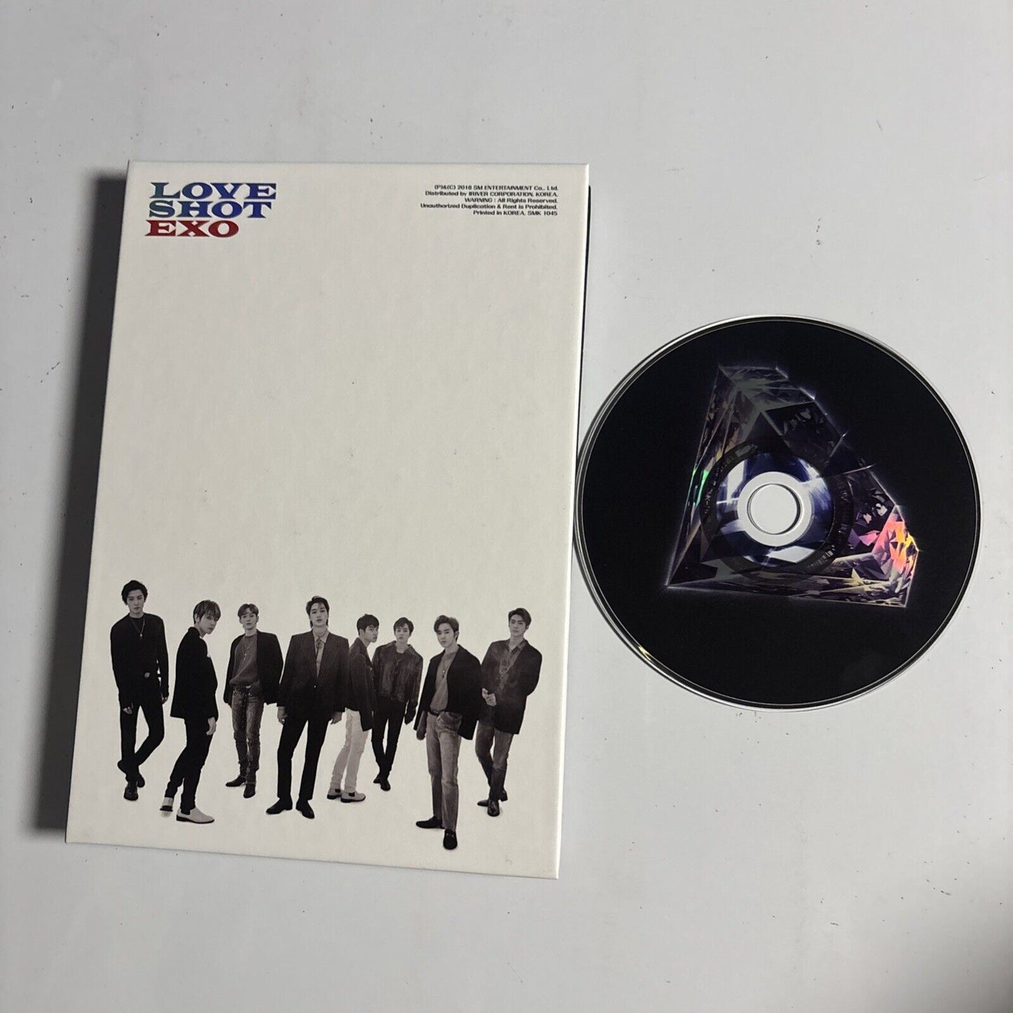 EXO – Love Shot (2018, Shot Ver., CD) SMK1045 Korea Photo Book
