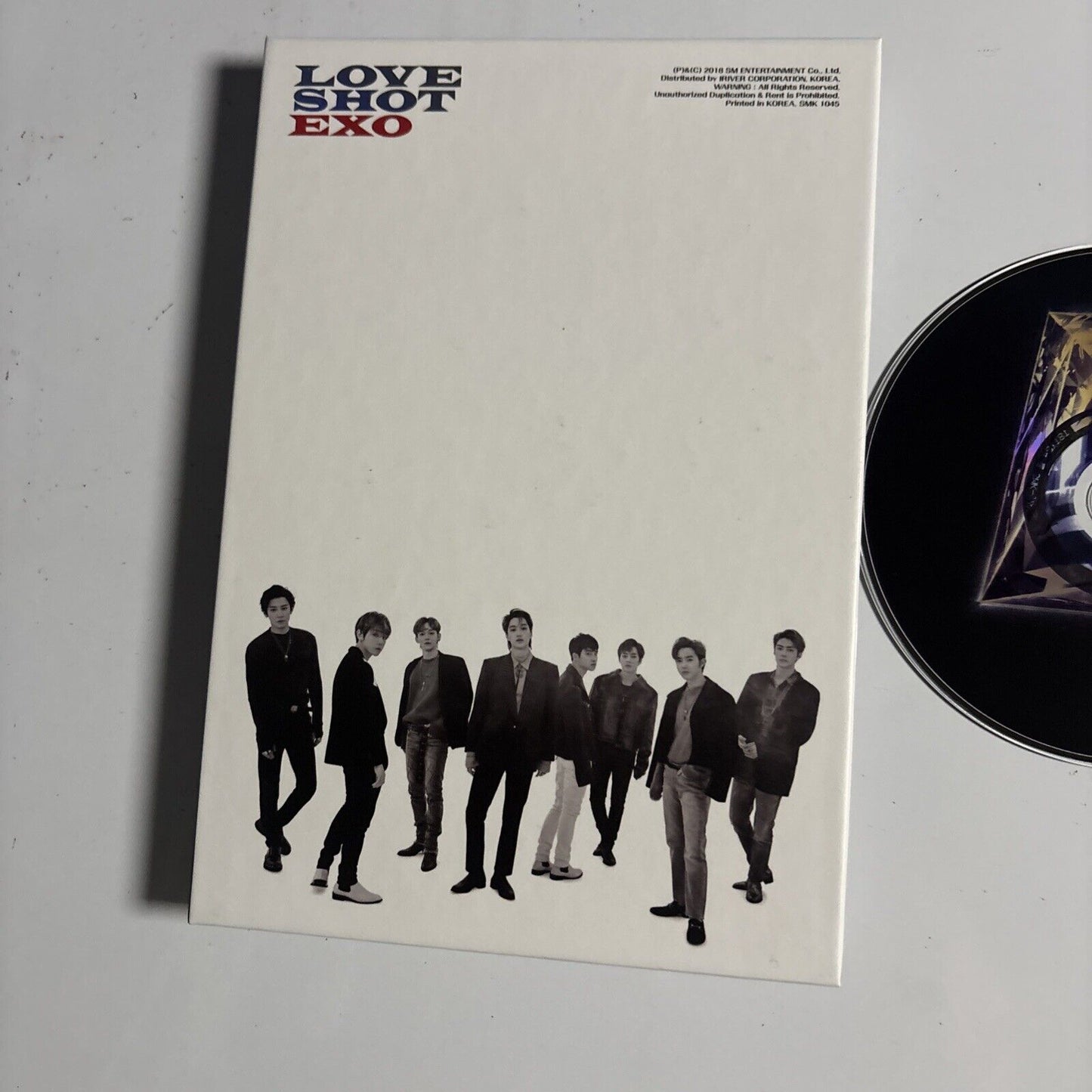 EXO – Love Shot (2018, Shot Ver., CD) SMK1045 Korea Photo Book