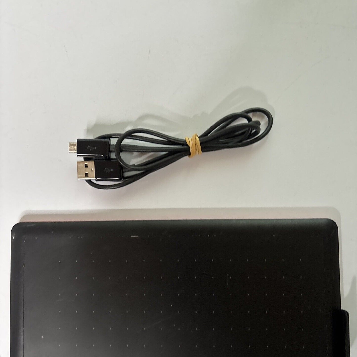 One By Wacom Graphics Tablet CTL-472 *No Pen*