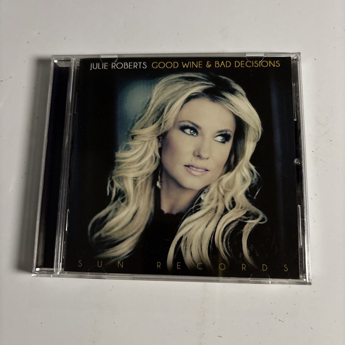 Julie Roberts – Good Wine & Bad Decisions (CD, 2013) ASR-21-02