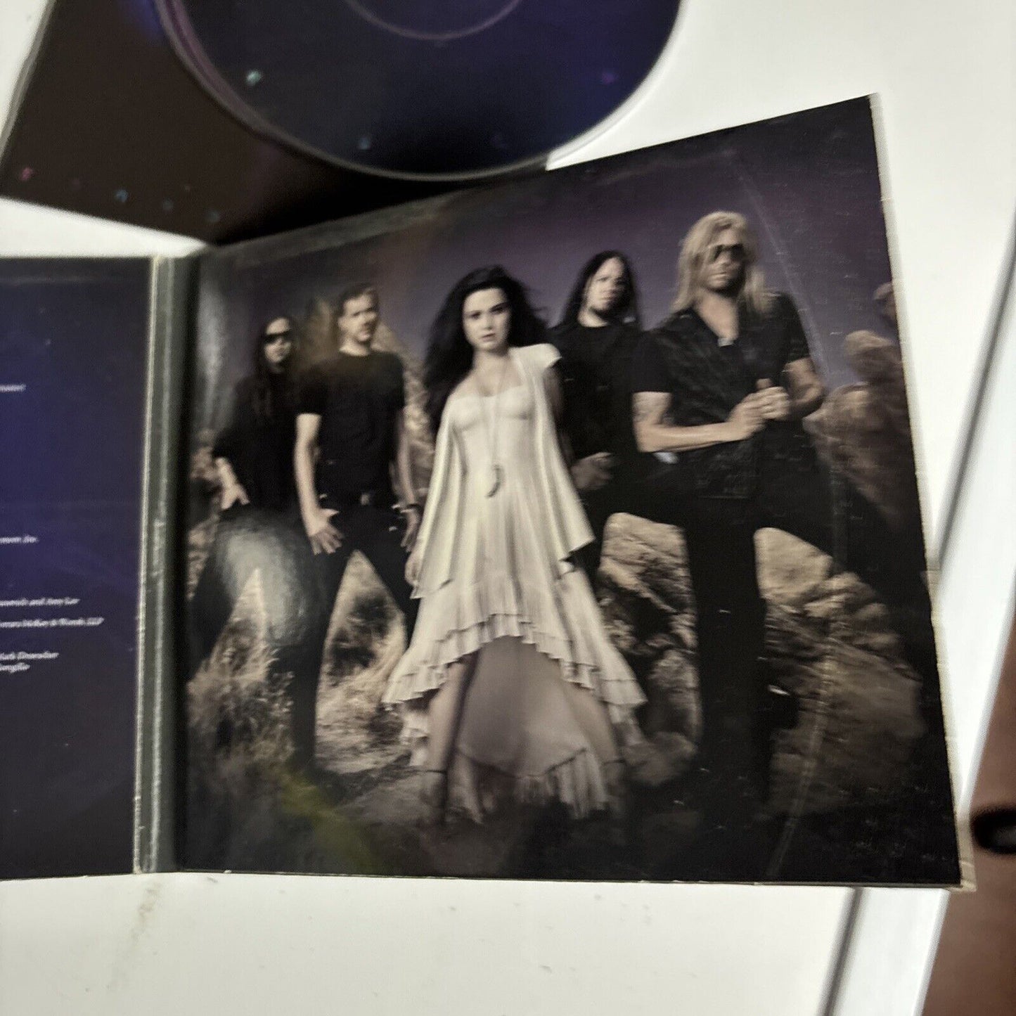 Evanescence – Evanescence [Deluxe Edition] (CD + DVD, 2011)   Deluxe Edition