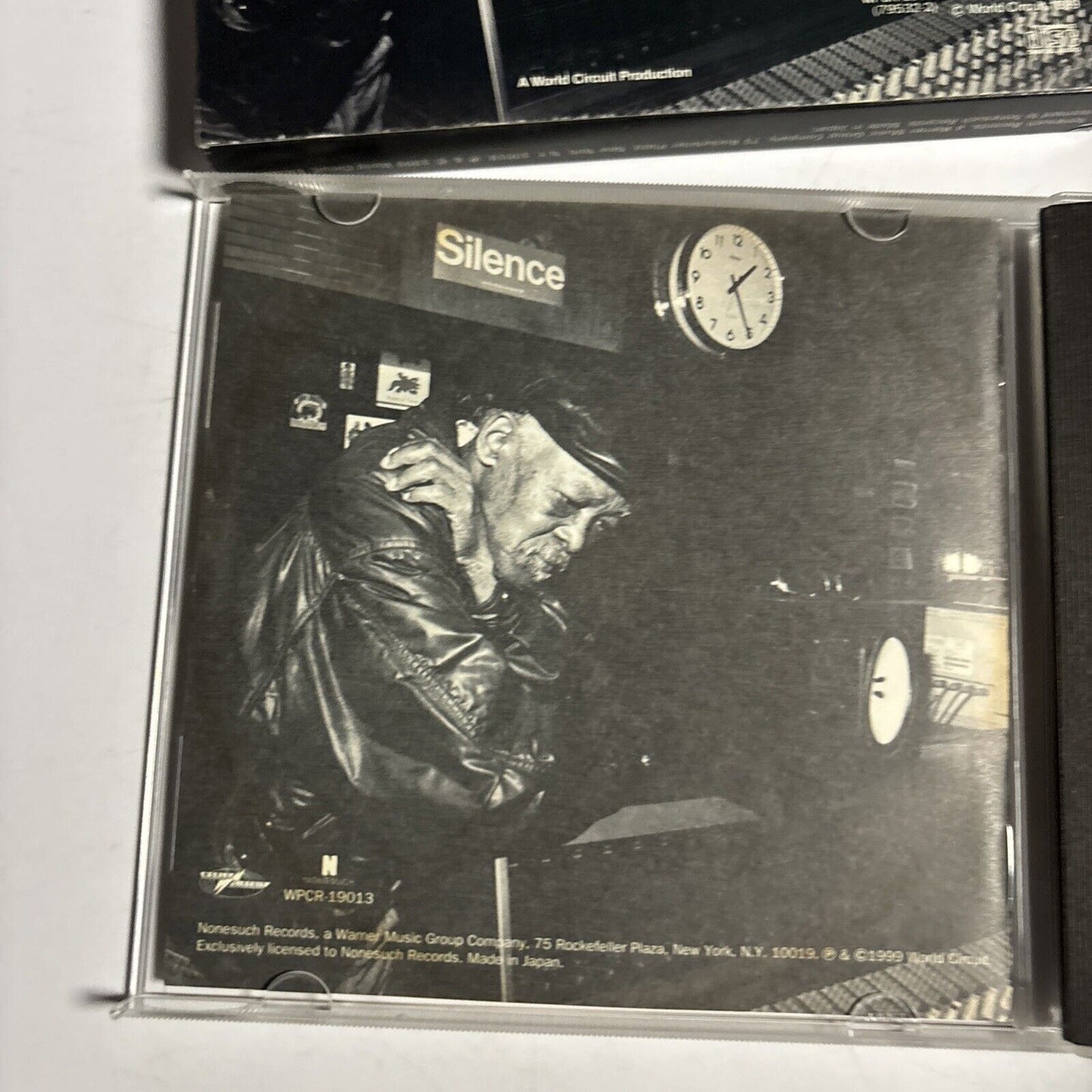 Ibrahim Ferrer � Buena Vista Social Club Presents Ibrahim Ferrer (CD 1999) Japan