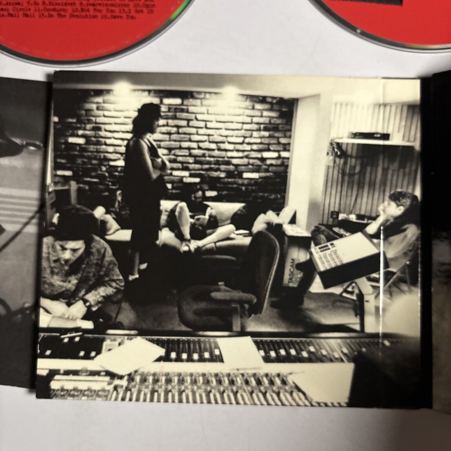 Pearl Jam – Rearviewmirror (Greatest Hits 1991-2003) (CD, 2004, 2-Disc)