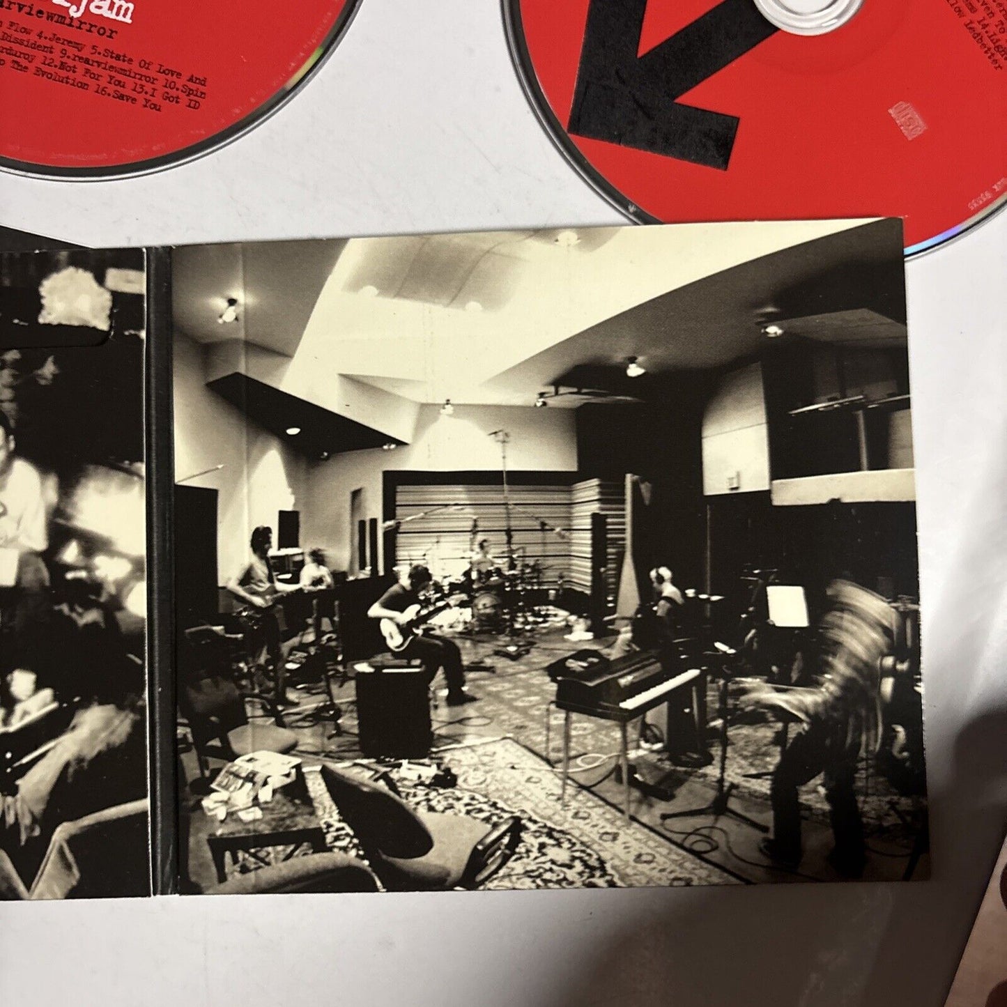 Pearl Jam – Rearviewmirror (Greatest Hits 1991-2003) (CD, 2004, 2-Disc)