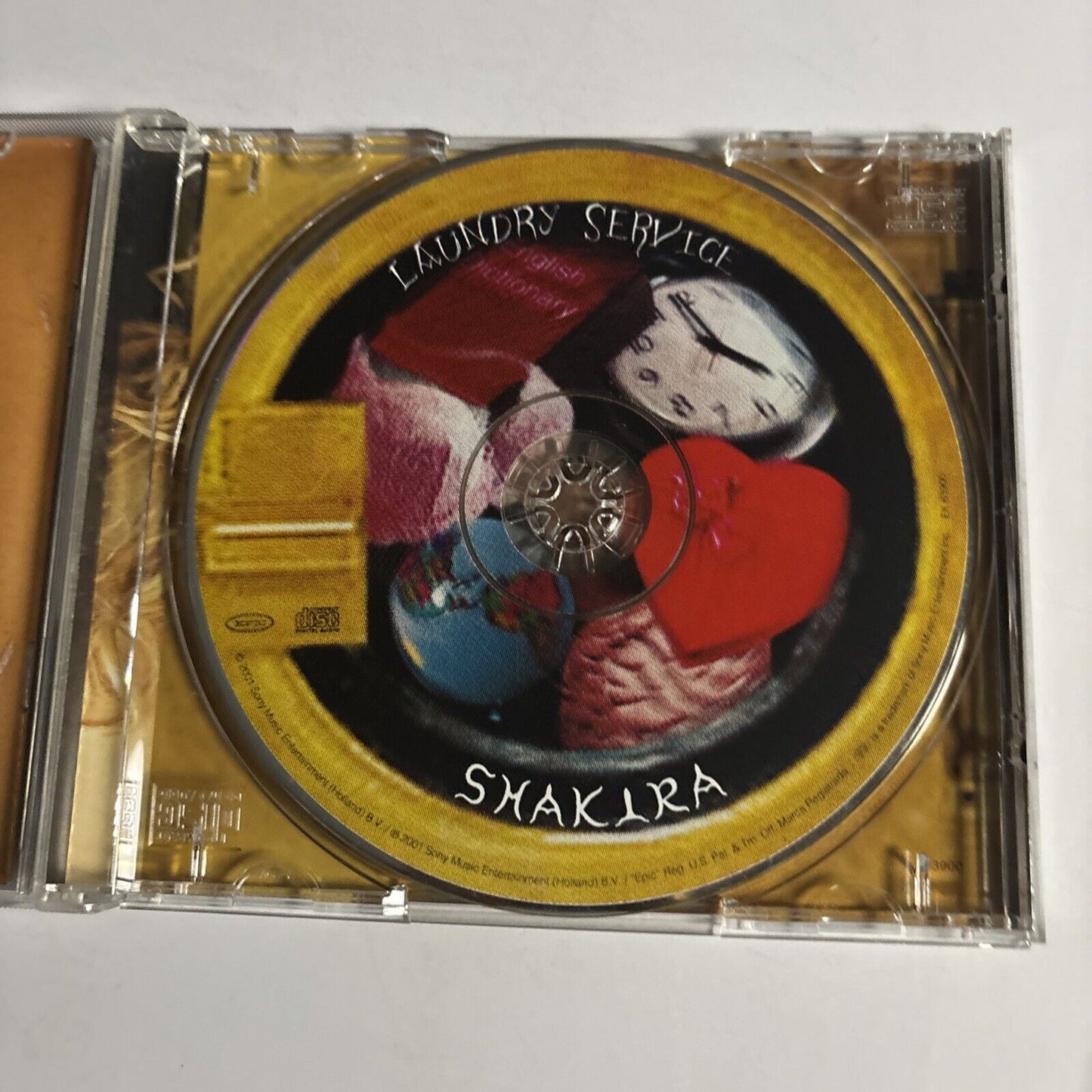 Shakira – Laundry Service (CD, 2001)  EK 63900
