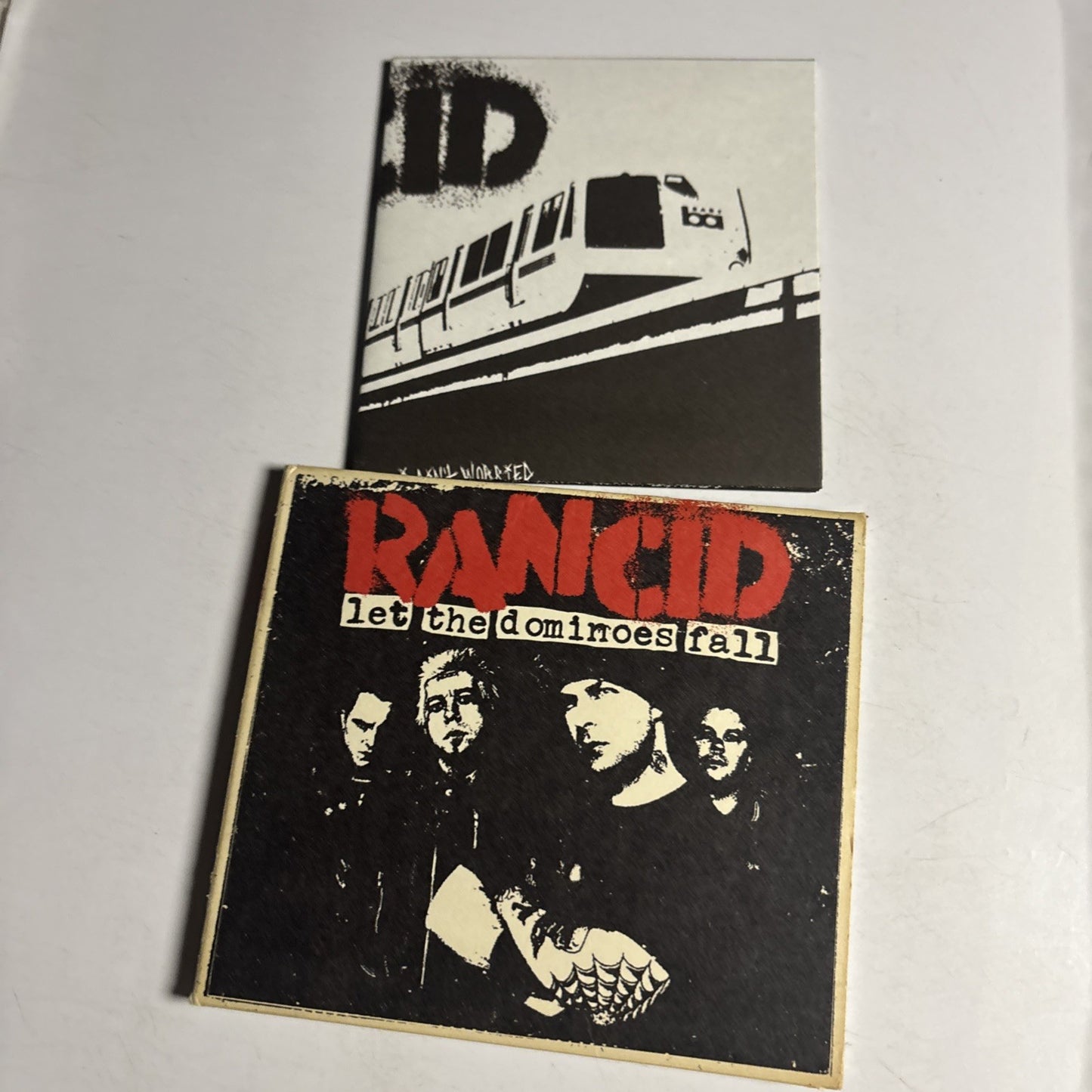Rancid – Let The Dominoes Fall (CD, 2009) US cracked case 86843-2