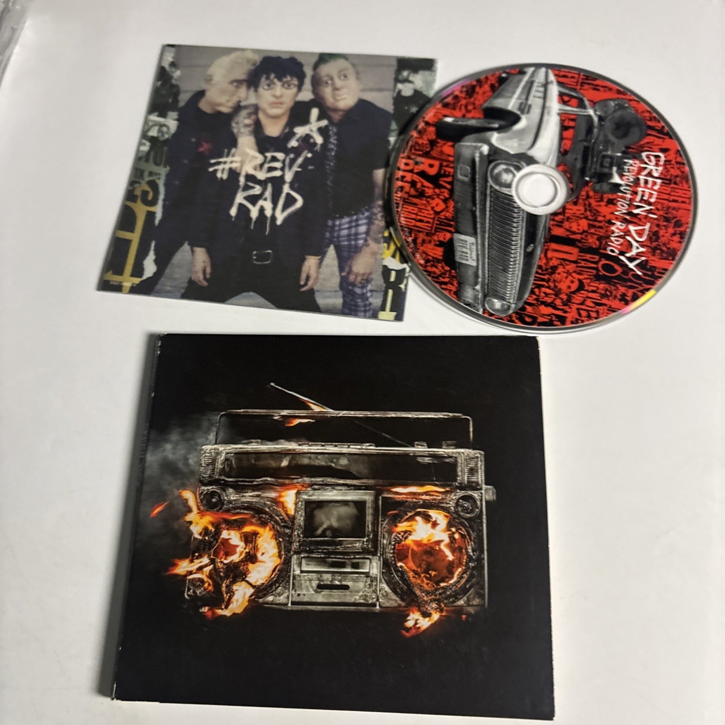 Green Day – Revolution Radio (CD, 2016) Europe Digipak 9362-49200-6