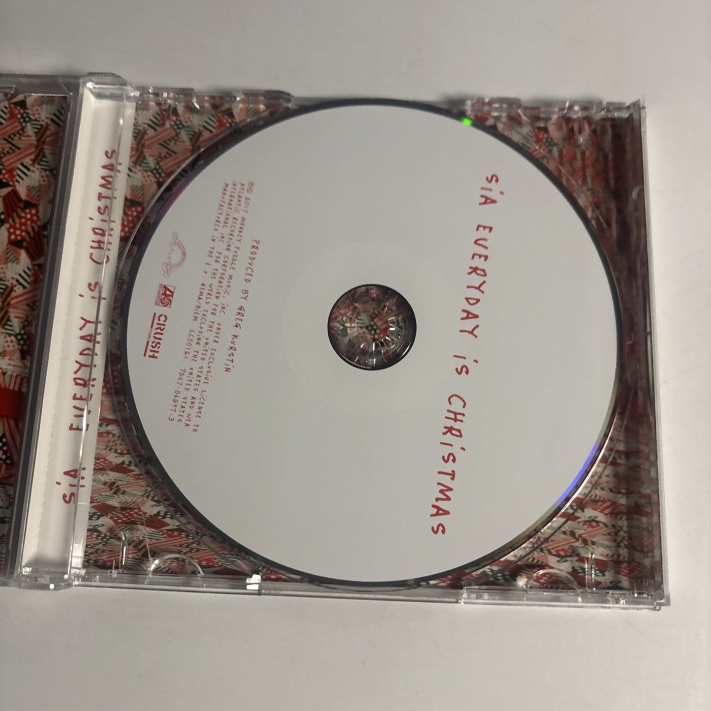 Sia – Everyday Is Christmas (CD, 2017) Europe 7567-86597-3