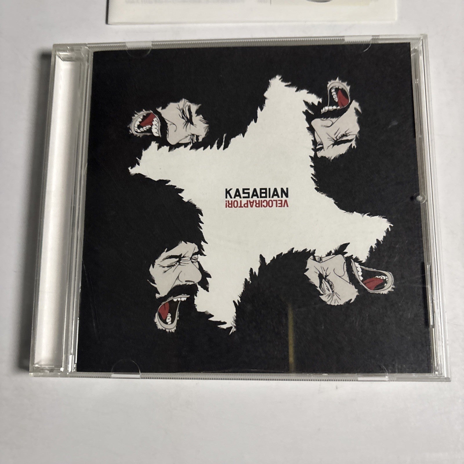 KASABIAN Velociraptor! EU オリジナルレコード Kasabian Velociraptor! - 180 Gram UK 2-LP vinyl set — RareVinyl.com