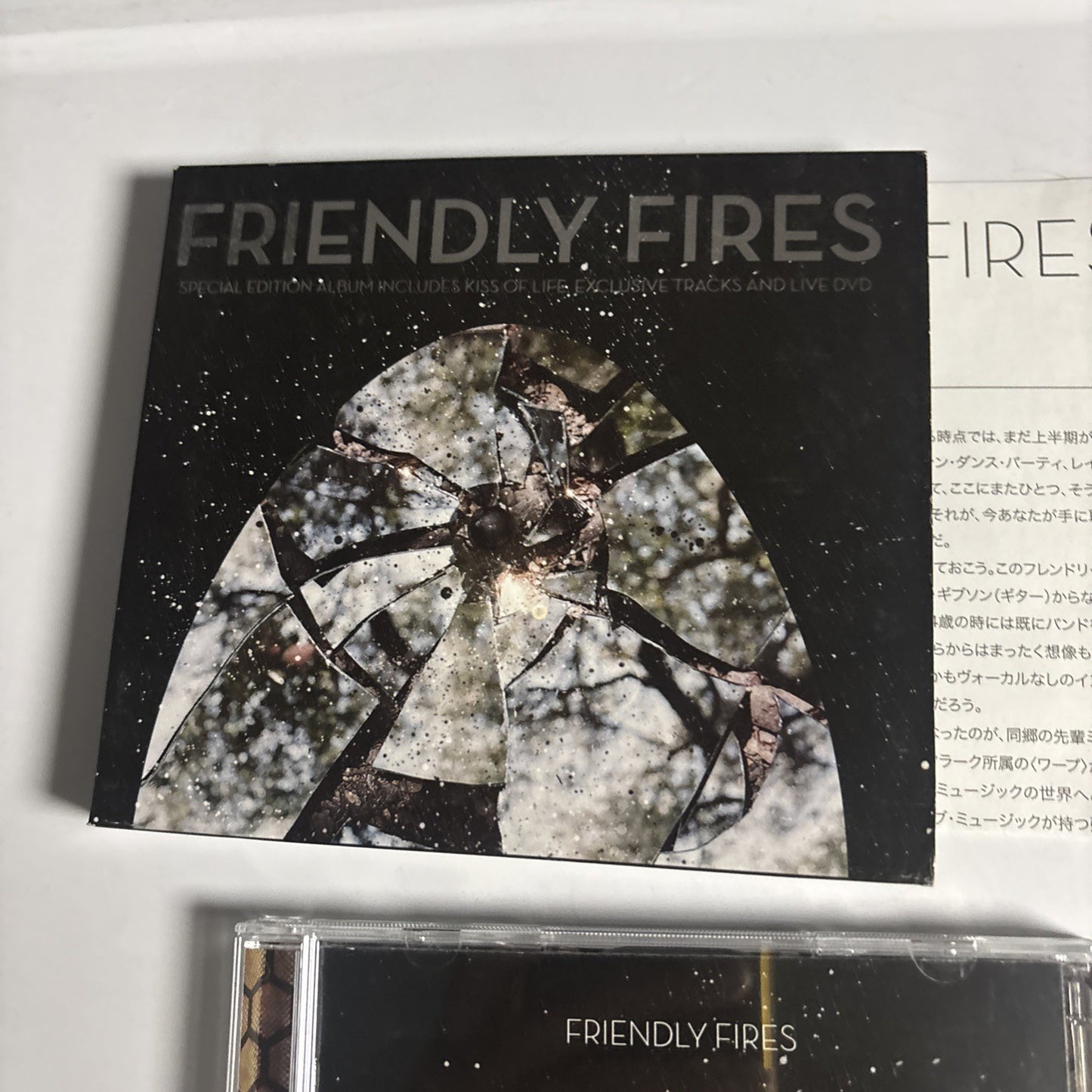 Friendly Fires – Friendly Fires (CD + DVD, 2009) UK Bonus Track XLCD383X