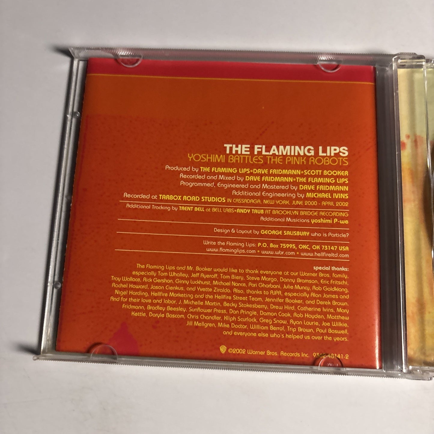 The Flaming Lips – Yoshimi Battles The Pink Robots (CD 2002) Europe 9362-48141-2