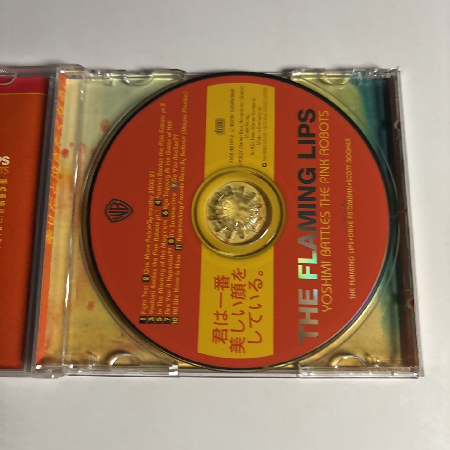 The Flaming Lips – Yoshimi Battles The Pink Robots (CD 2002) Europe 9362-48141-2