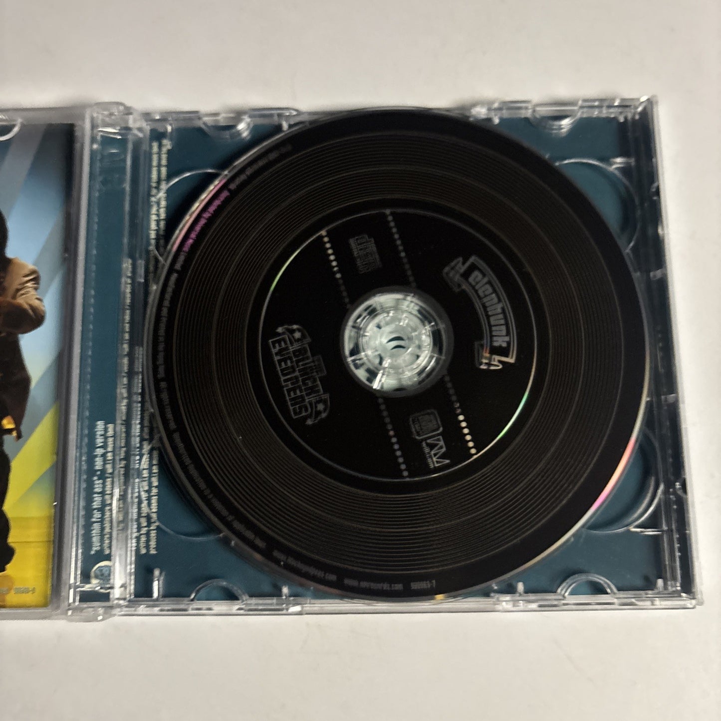 Black Eyed Peas – Elephunk (CD, 2004) Hong Kong Asian Edition 2-Disc 986181-0