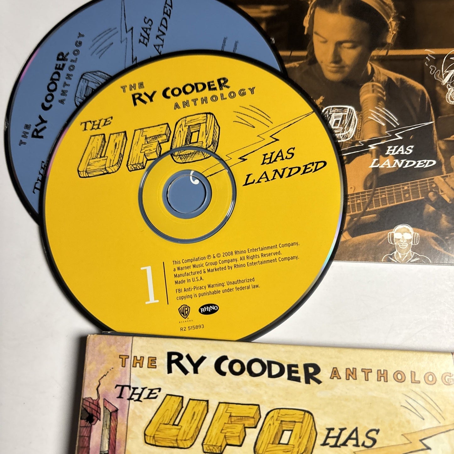 Ry Cooder – The UFO Has Landed (CD, 2008) US R2 515893