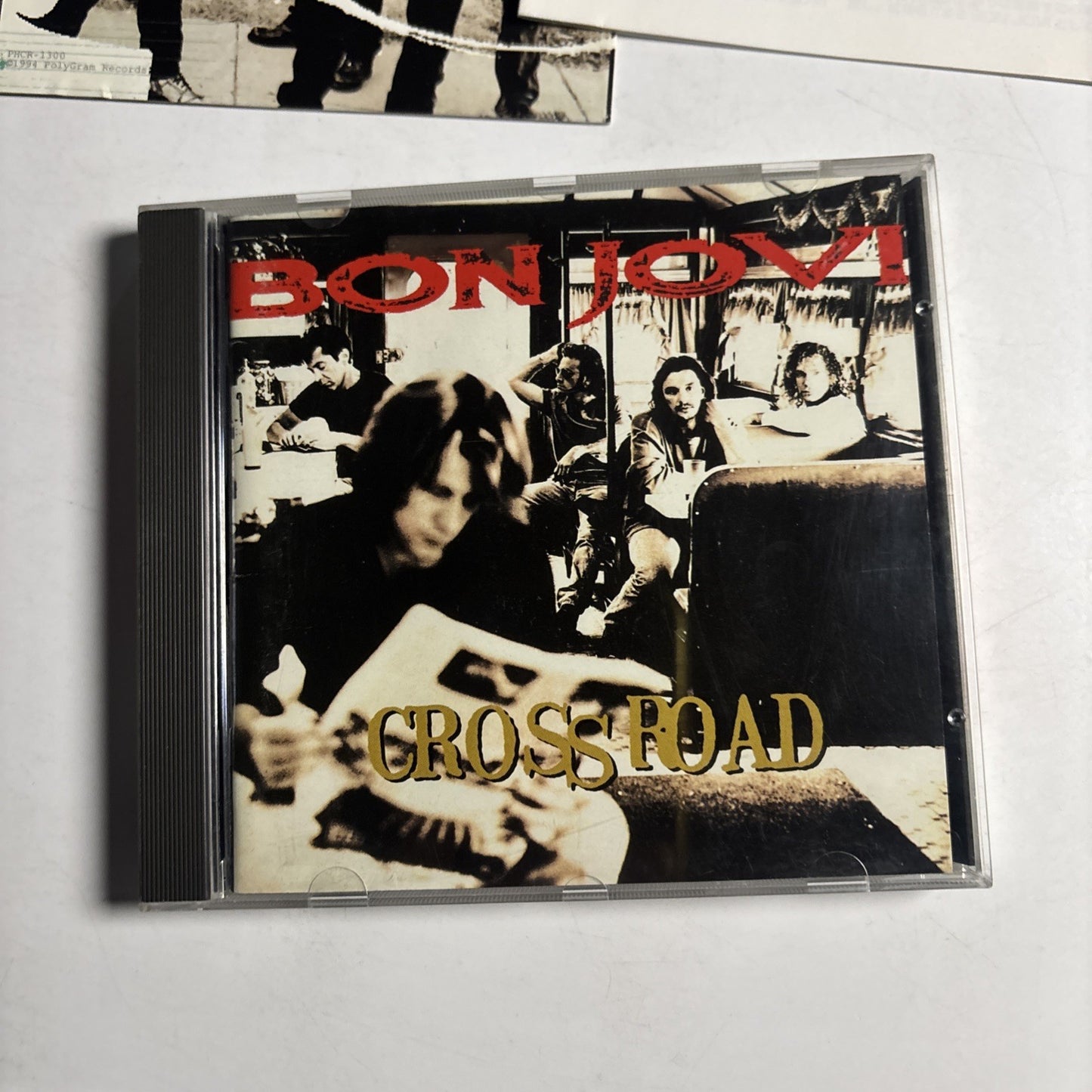 Bon Jovi – Cross Road (The Best Of Bon Jovi) (CD, 1994)  Japan PHCR-1300