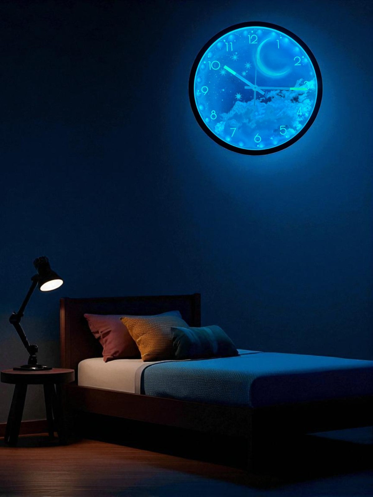 Australian Southern Cross Night Light 30cm Wall Clock – Sound-Activated, Silent, Battery-Operated