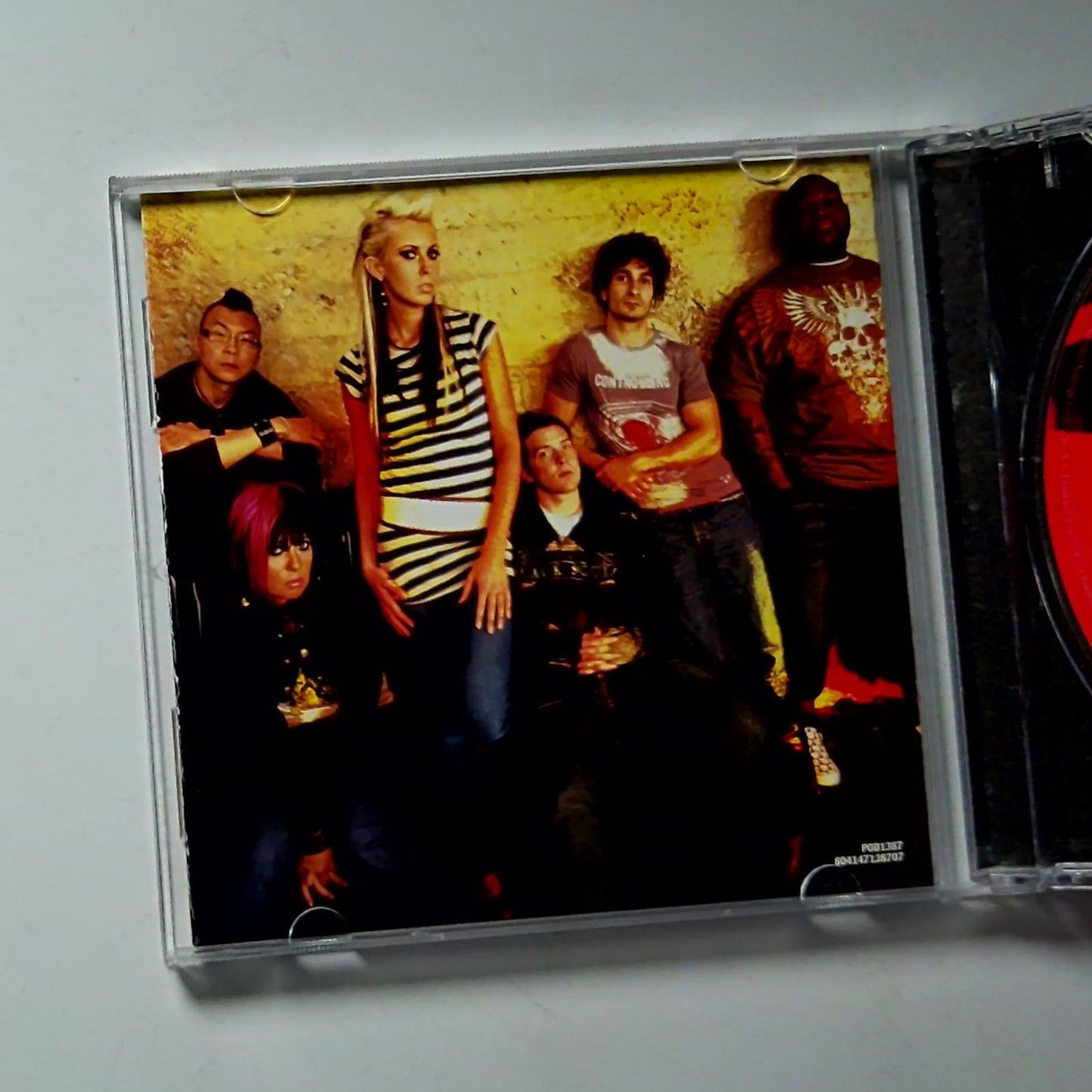 Superchic[k] – Beauty From Pain 1.1 (CD, 2006) US POD1387