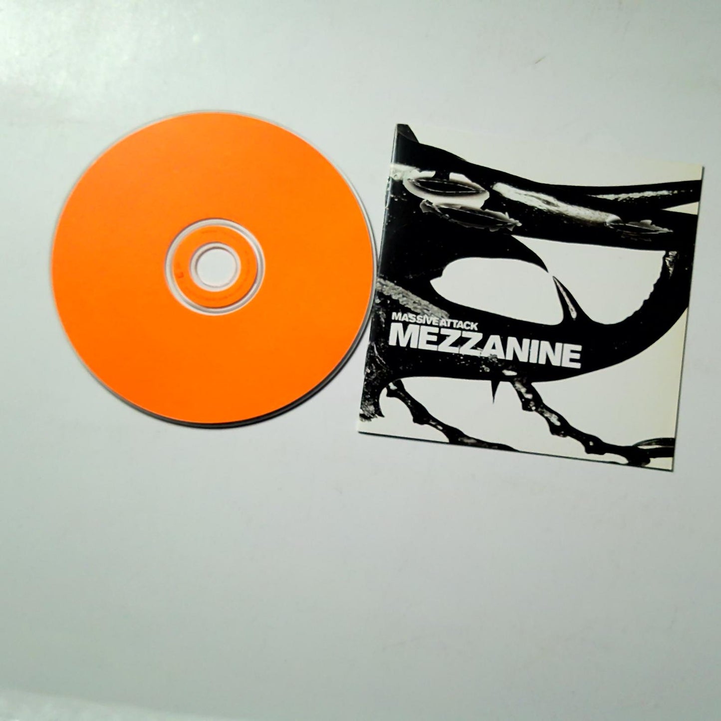 Massive Attack – Mezzanine (CD, 1998) Europe Limited Edition Digipak WBRCDX4