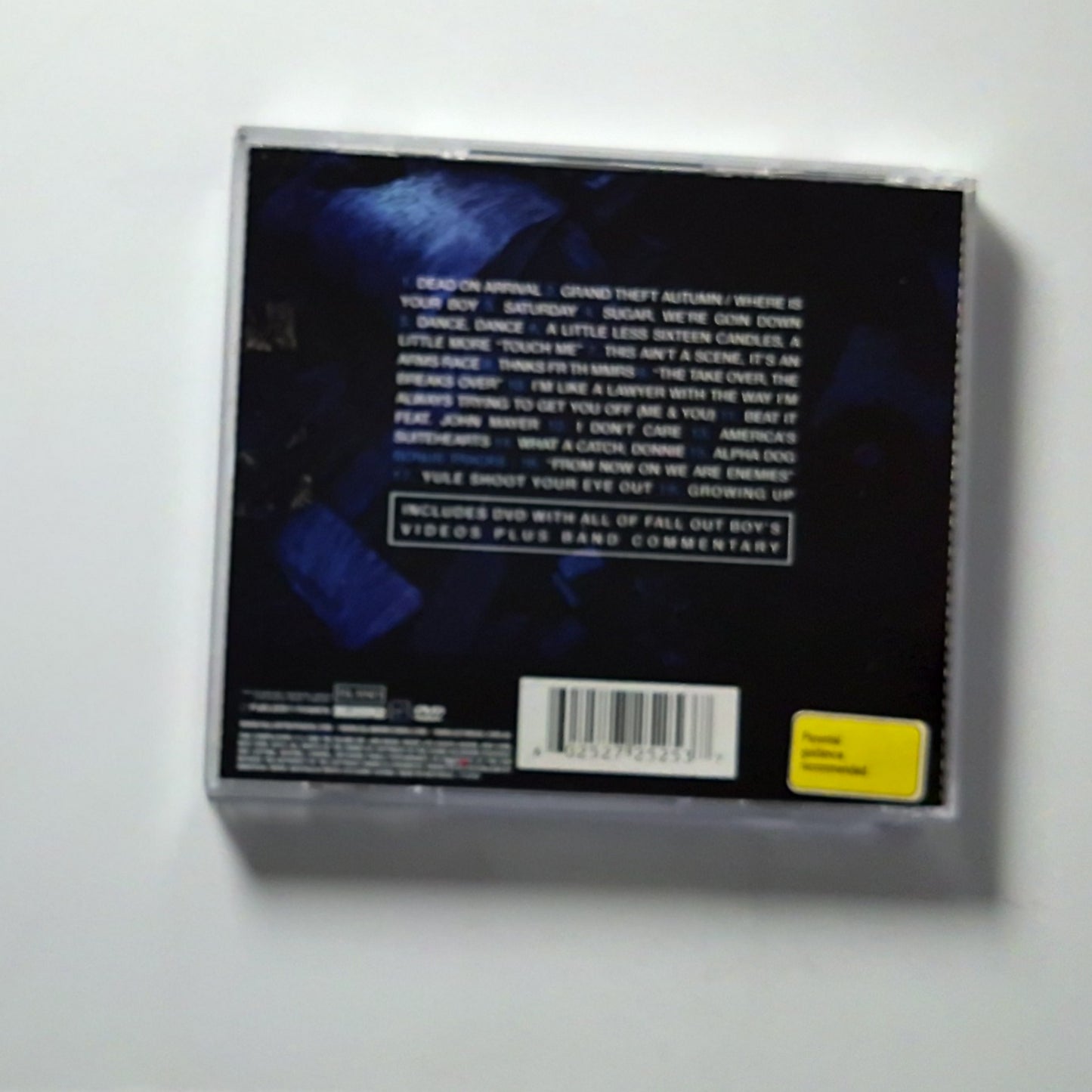 Fall Out Boy – Believers Never Die - Greatest Hits (CD, 2009) Australia 2725253