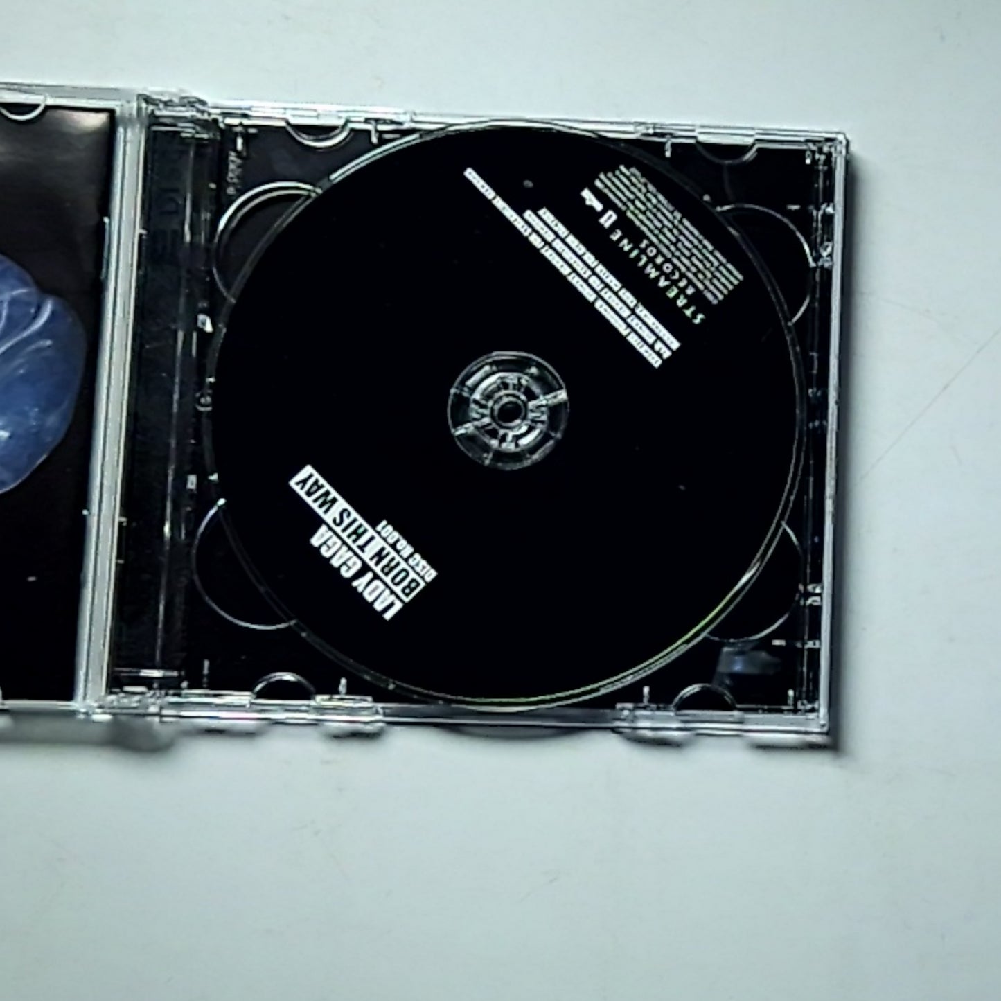 Lady Gaga – Born This Way (CD, 2011) Australasia 2771840