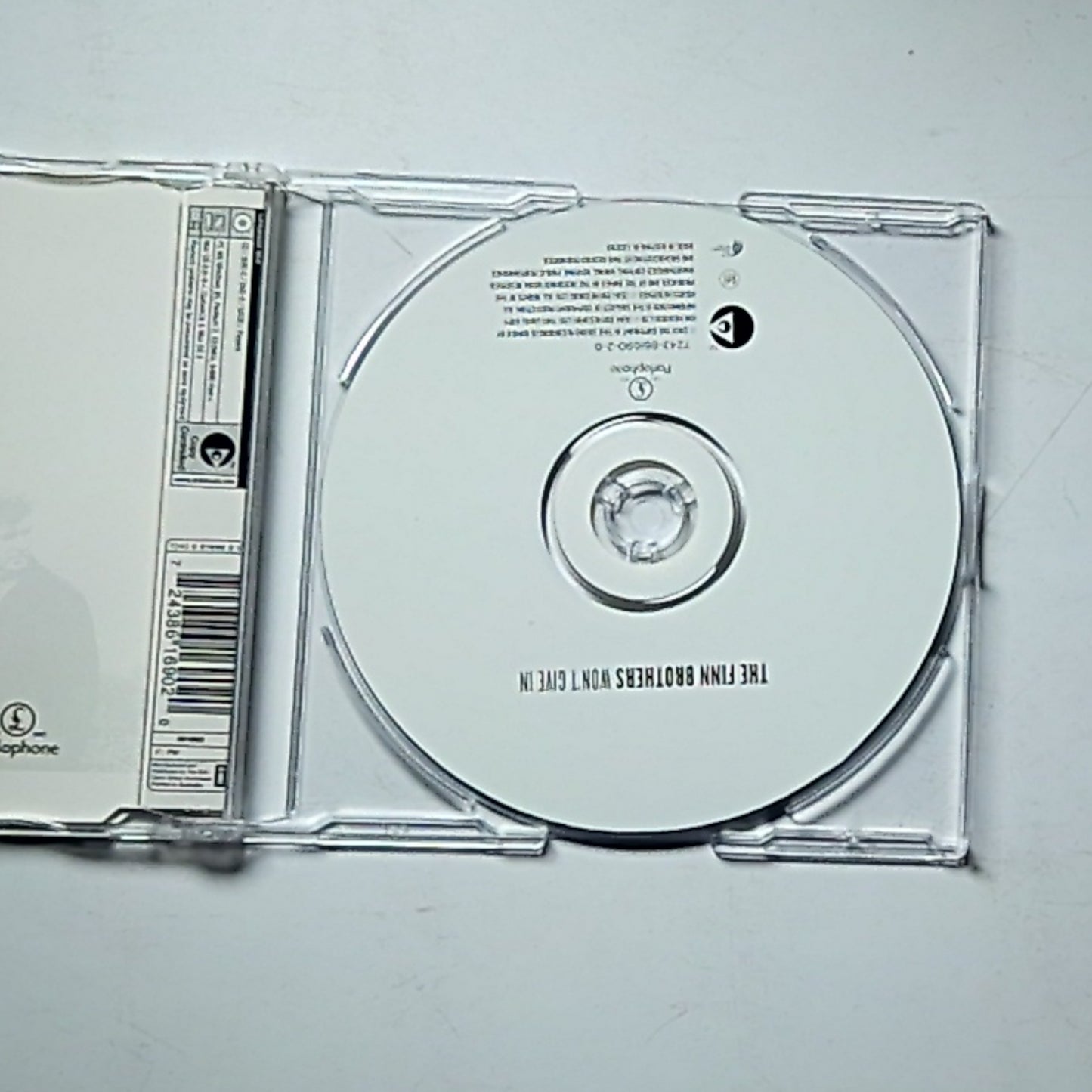 The Finn Brothers – Won't Give In (CD, 2004) Australia 7243-861690-2-0